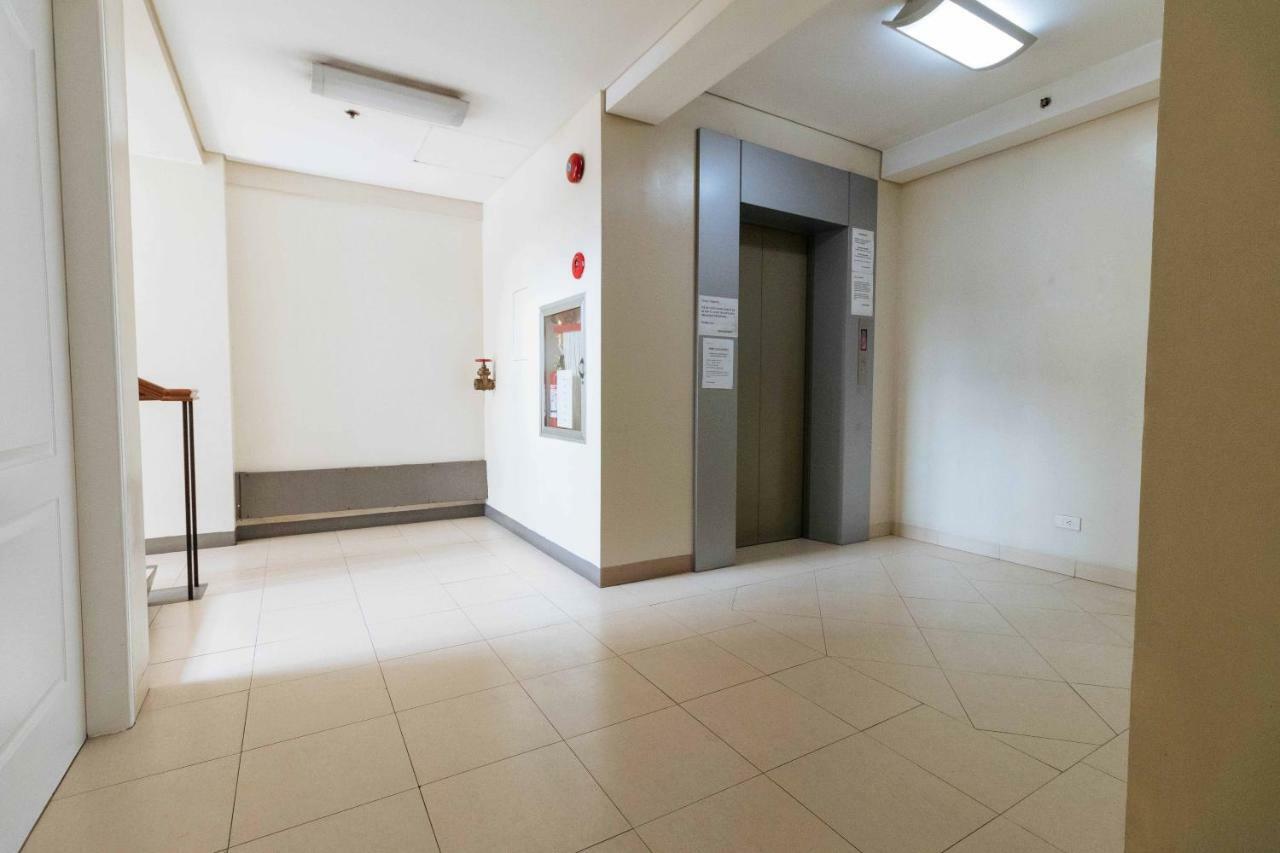 Reddoorz Plus Near Capitol Commons Pasig City Exterior photo